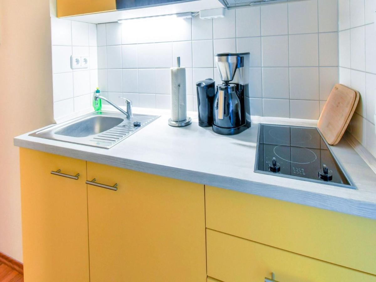 Charming Apartment With A Terrace Near The Sea Wiek auf Rügen エクステリア 写真
